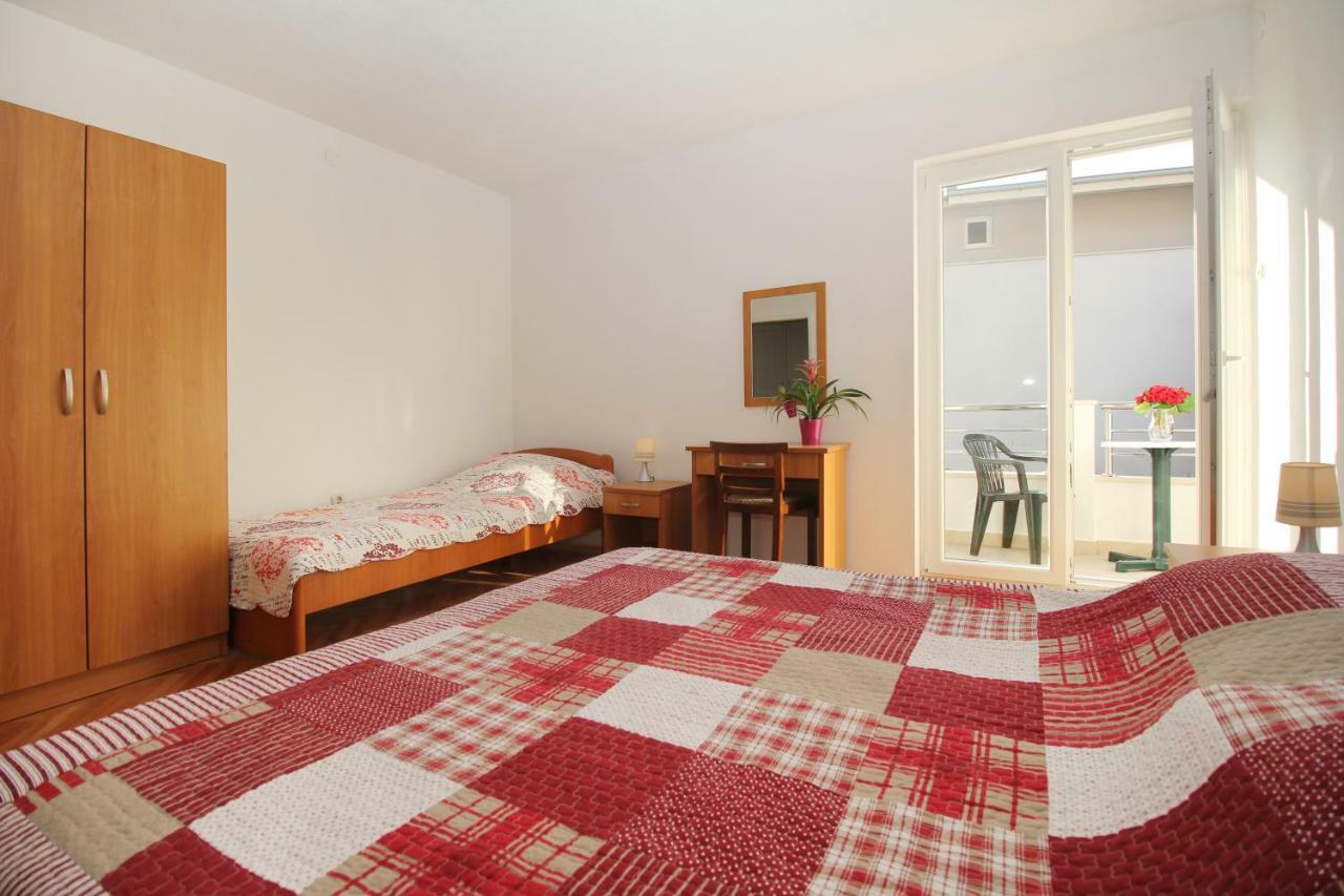 House Vera Baška Voda Esterno foto