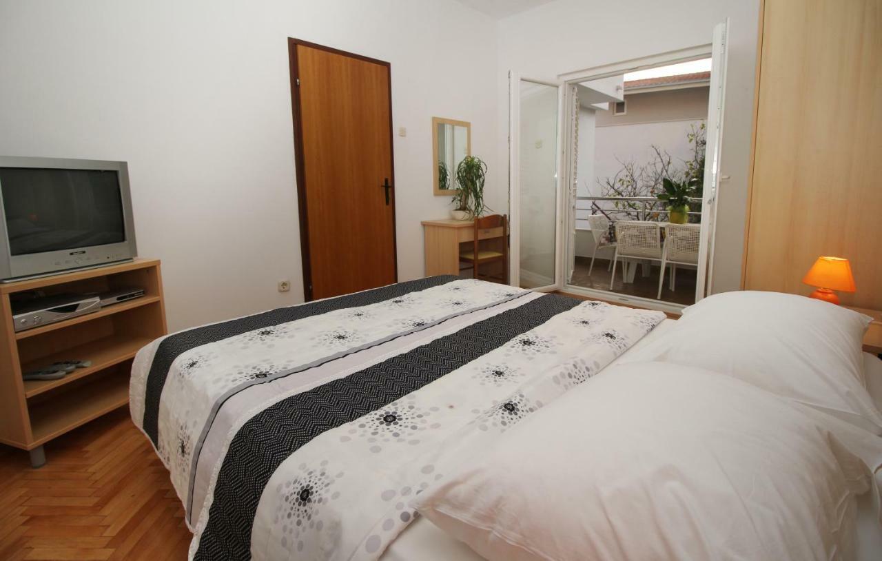 House Vera Baška Voda Esterno foto