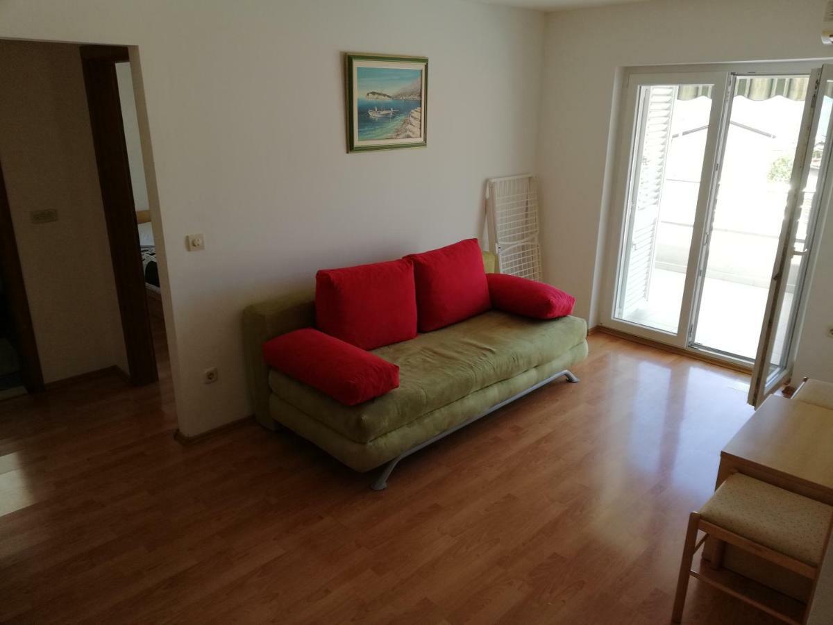 House Vera Baška Voda Esterno foto