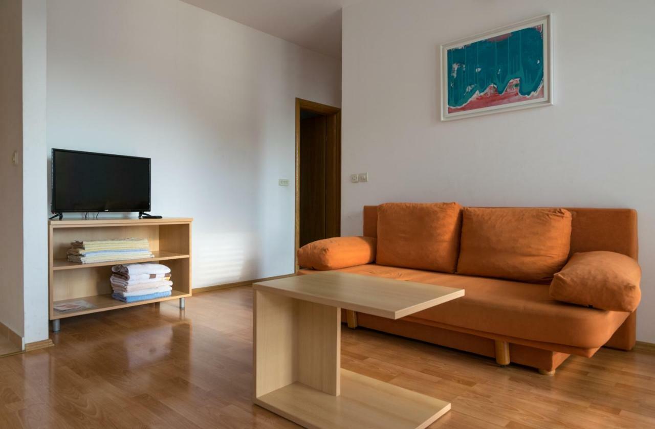 House Vera Baška Voda Esterno foto