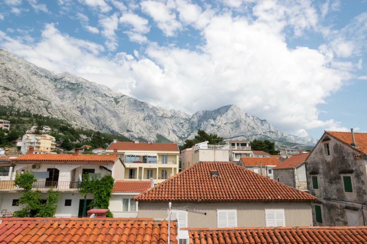 House Vera Baška Voda Esterno foto