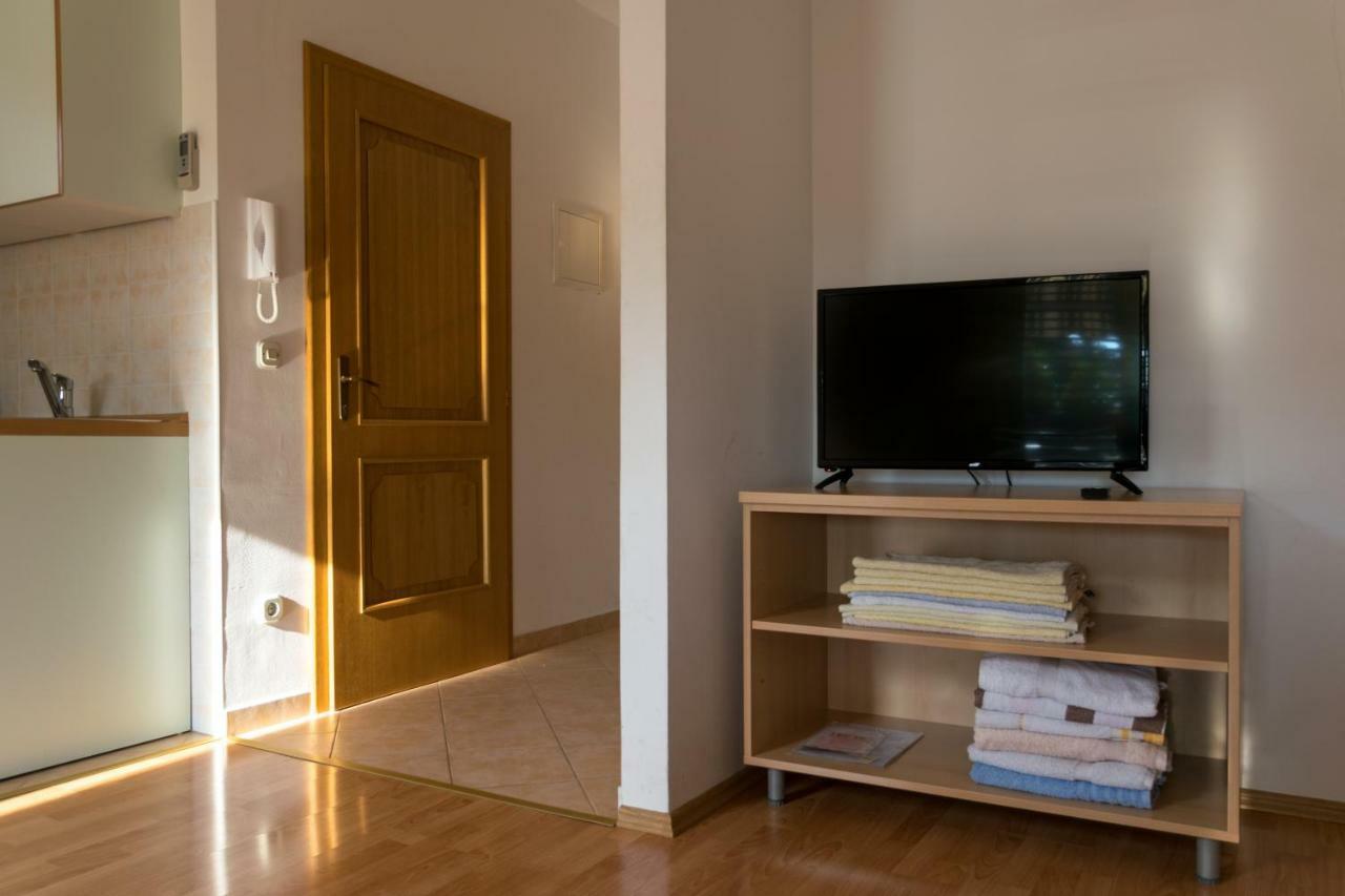 House Vera Baška Voda Esterno foto
